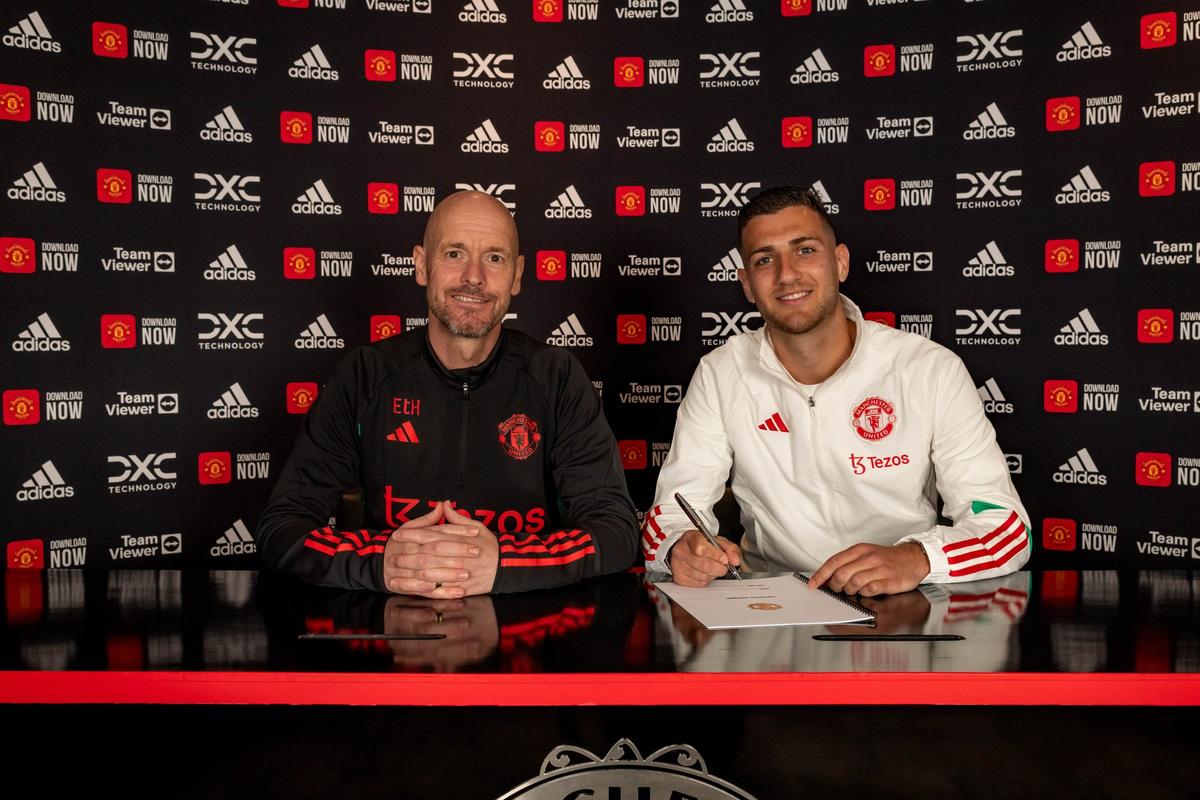 Diogo Dalot Perpanjang Kontrak Bersama Setan Merah