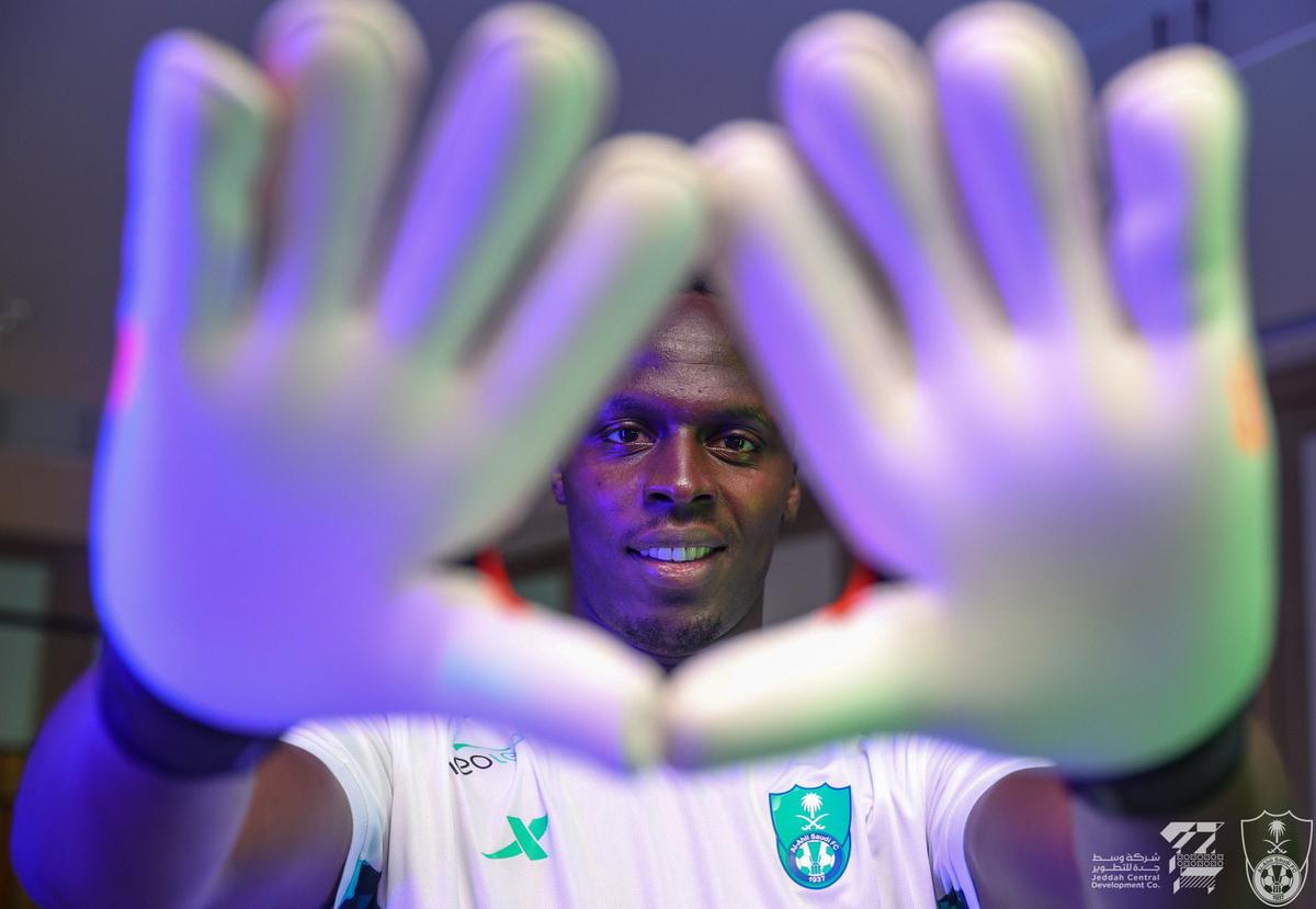 Kiper Asal Senegal Edouard Mendy Tinggalkan Chelsea