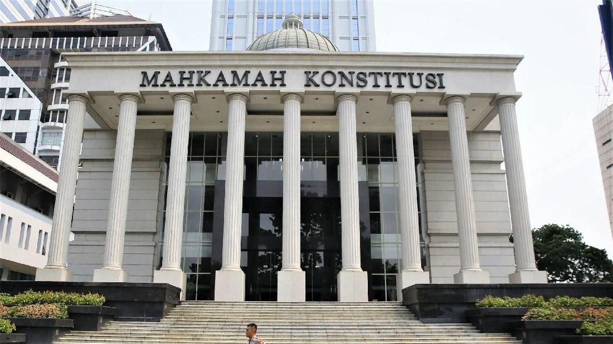 MK: Presiden Jabat 2 Periode Tak Boleh Jadi Cawapres