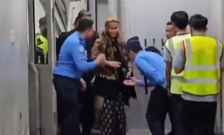 Pengacara Sebut Pemecatan 3 Avsec Kawal Habib Bahar di Bandara Soetta Gaya Komunis dan Penjajah