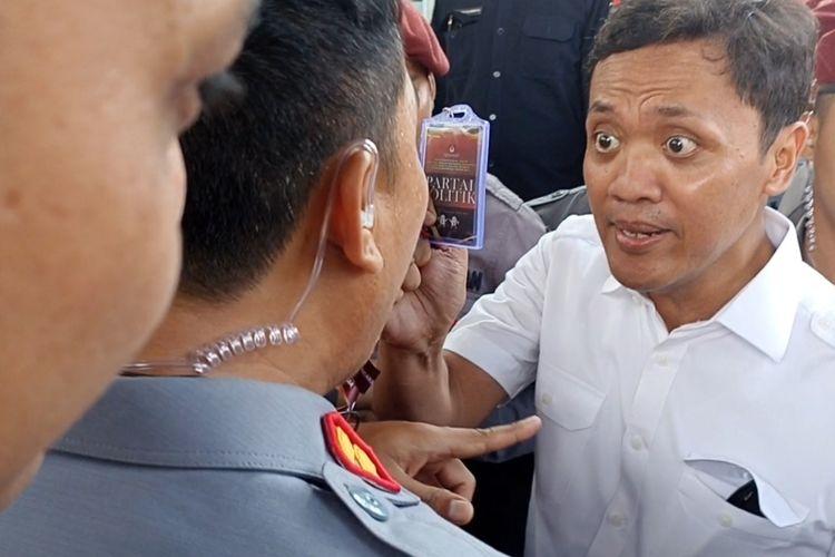 Kasus 'Palak' Sarung, MKD DPR Berikan Teguran untuk Ramson Siagian