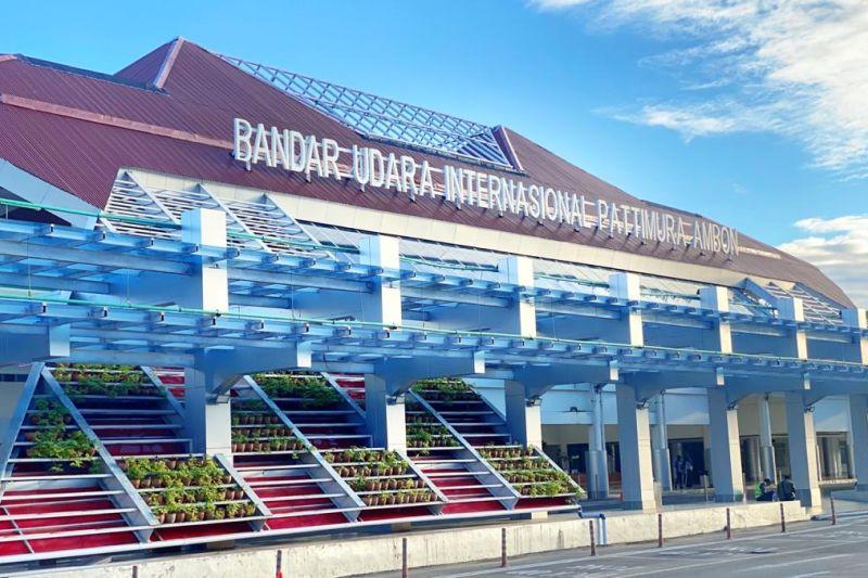 3 Penerbangan ke Ambon Dialihkan gegara Cuaca Buruk