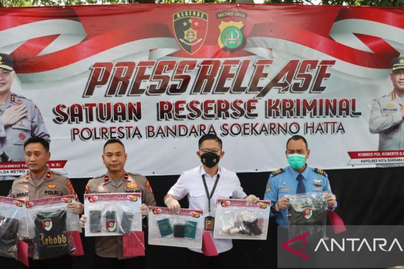 Tiga Polisi Gadungan Lakukan Pemerasan di Bandara Soekarno-Hatta