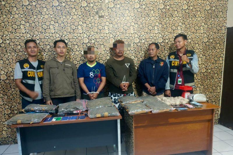 Peredaran Ganja Hampir 10 Kg di Kalbar Berhasil Digagalkan