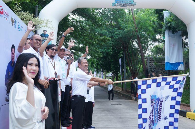 Hutama Karya Antar Pegawai dan Keluarganya Mudik ke-12 Kota, dari Pekanbaru hingga Surabaya