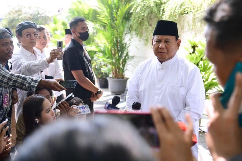 Prabowo Temui Wiranto di Kediamannya