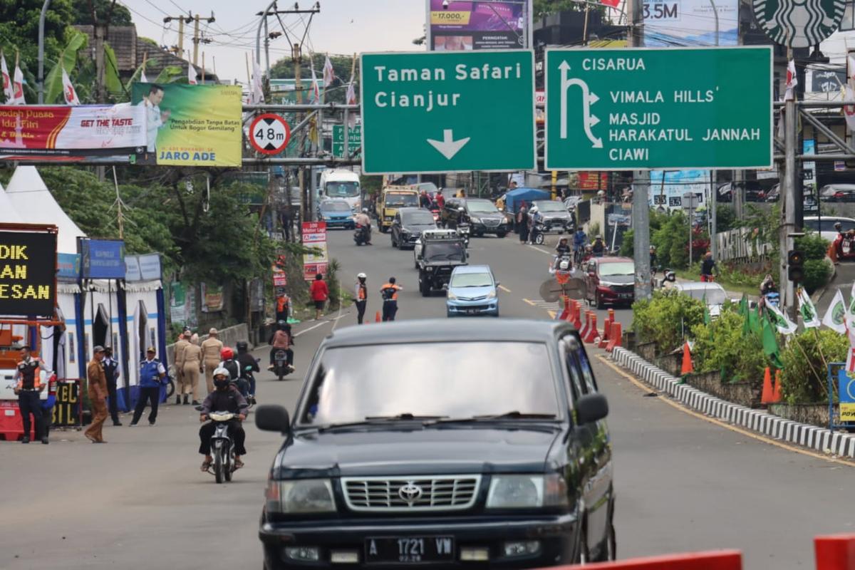 Satlantas Polres Bogor Berlakukan One Way Arah Jakarta, Kendaraan Menuju Puncak Disetop