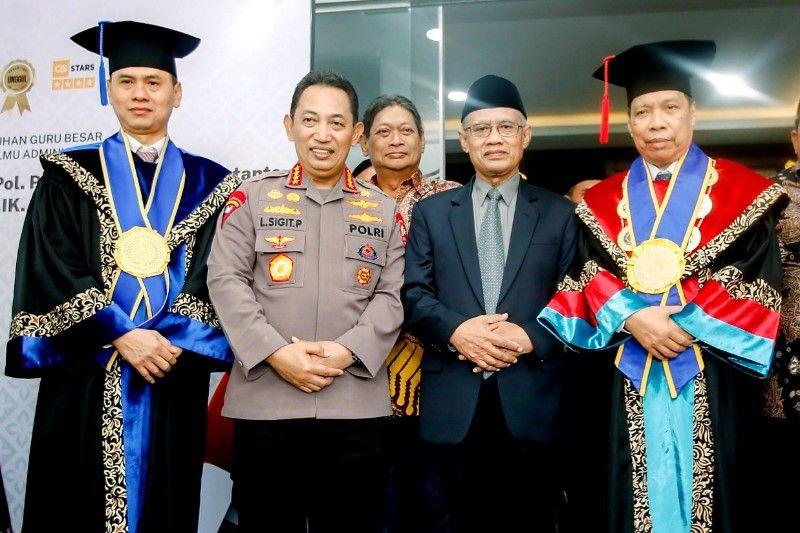 UMSU Kukuhkan Irjen Pol Dadang Hartanto jadi Guru Besar Administrasi Publik