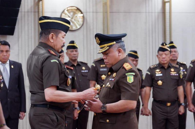 Jaksa Agung ST Burhanuddin Lantik Harli Siregar jadi Kajati Papua Barat