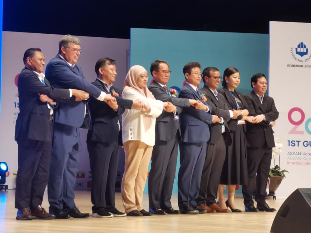 Bicara Di Kyongwoon University, Sultan Ajak Korea Selatan Kolaborasi Majukan Pendidikan Vokasi Indonesia
