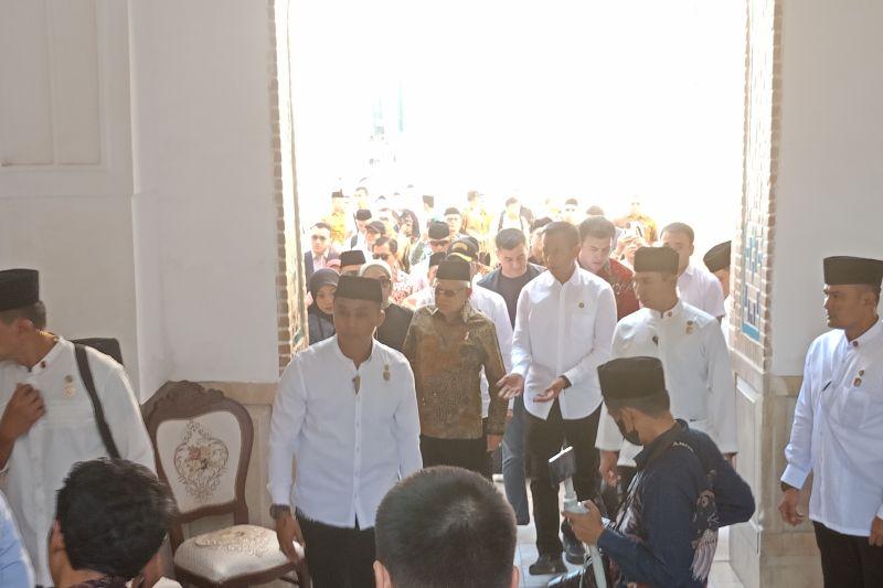 Ma'ruf Amin Ziarah ke Makam Sepupu Nabi Muhammad di Uzbekistan