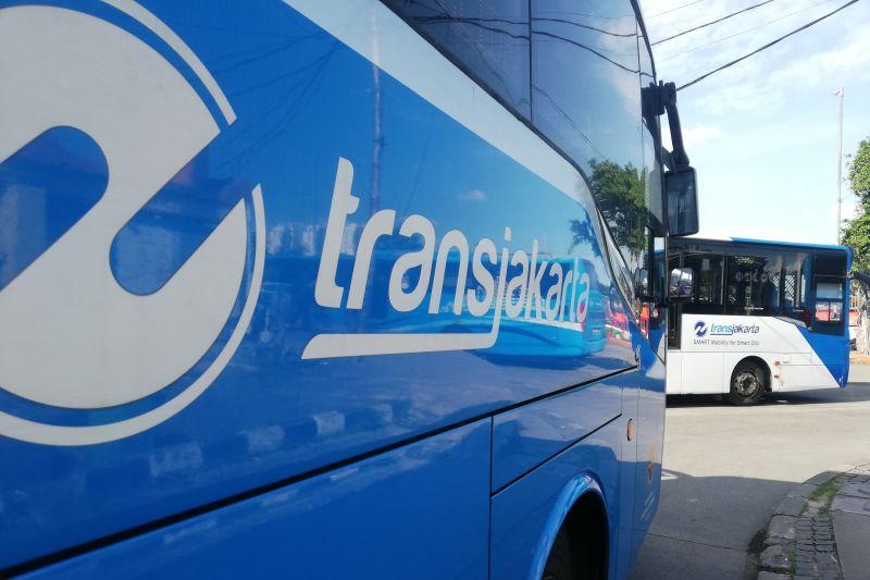 TransJakarta Pertahankan 5 Bus Tetap Beroperasional Dini Hari di Terminal Kalideres