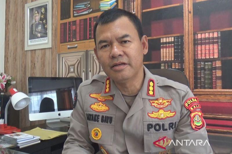 Polisi Buru 'Bule' Pakai Motor dan Mobil Pelat Rusia di Bali