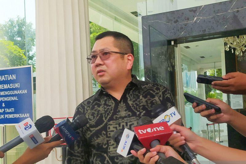 Jokowi Bertemu Hary Tanoesoedibjo di Istana, Bahas Apa Ya?