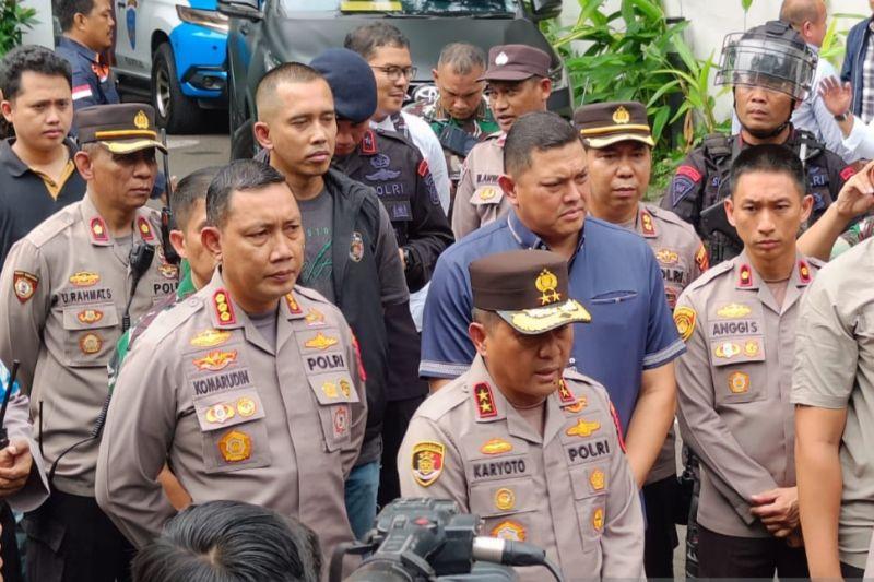 Polisi Ungkap Identitas 'Nabi KW' Penembakan dengan Jaringan Teroris