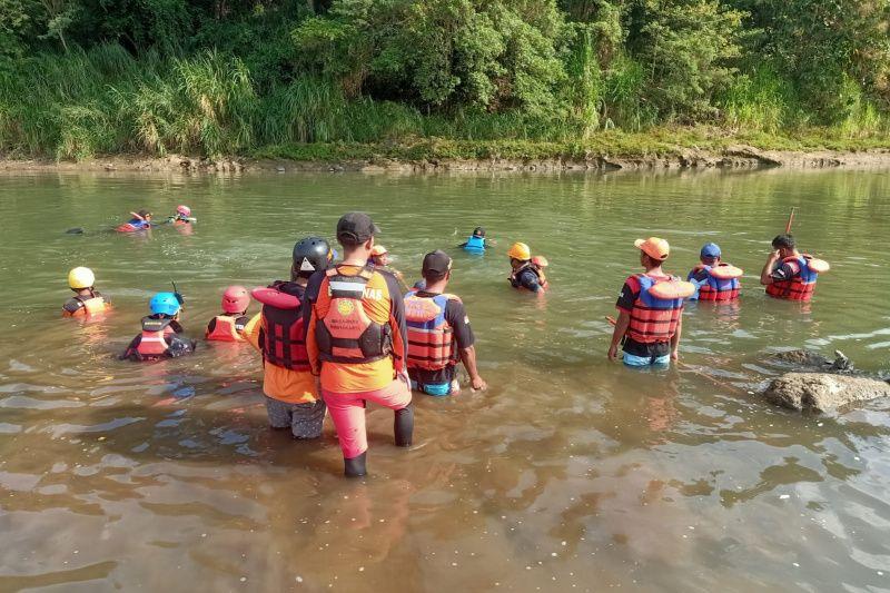Basarnas Terjunkan 2 Tim Cari Remaja Tenggelam di Sungai Progo Bantul