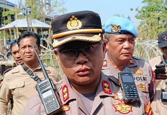 Ada Aksi Demo Ajaran 'Sesat' Ponpes Al-Zaytun, Polres Indramayu Kerahkan 1.200 Personel