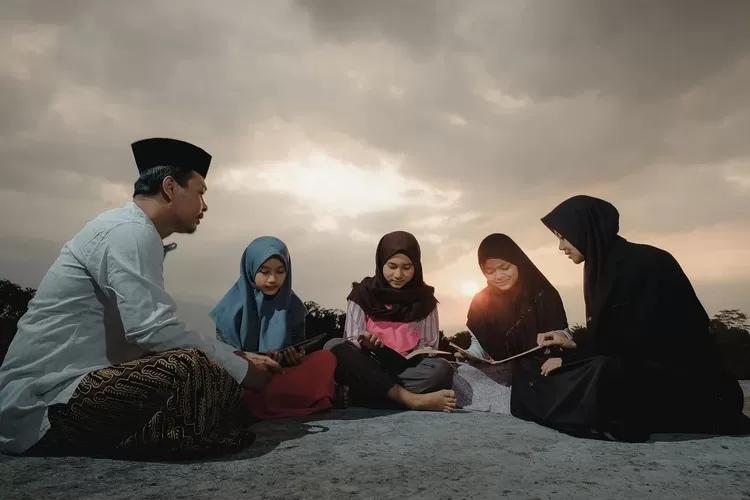 Ramadan Tumbuhkan Cahaya Kesalehan Sosial
