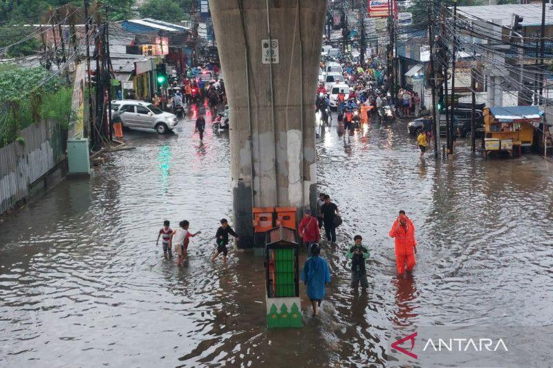 Pemkot Jaksel Siapkan Saluran Air untuk Atasi Banjir di Seskoal Cipulir