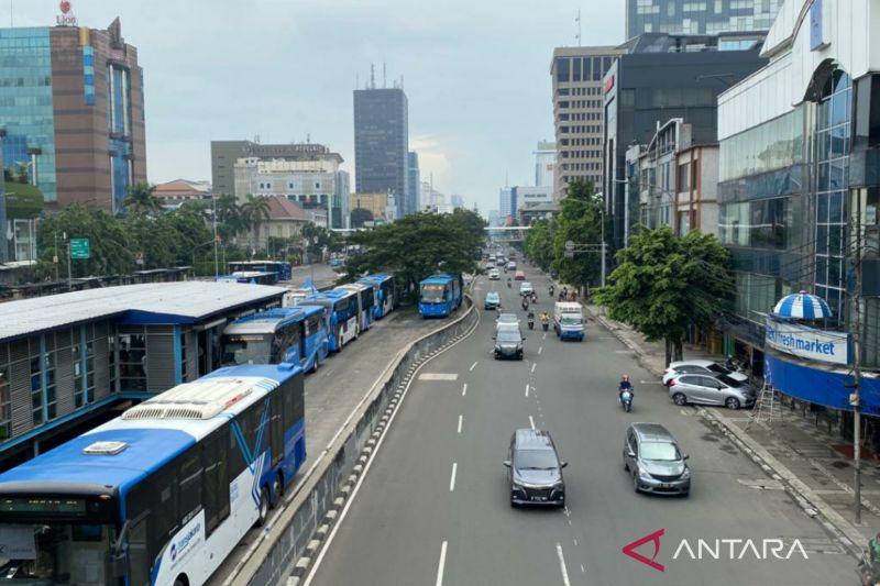 TransJakarta Rute ke Bandara Soetta Direncakan Layani Masyarakat Umum Secara Terbatas