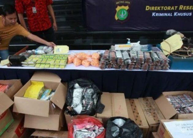 Polisi Ringkus 3 Penjual Obat-obatan Ilegal ke Kalangan Remaja di Mampang dan Pancoran