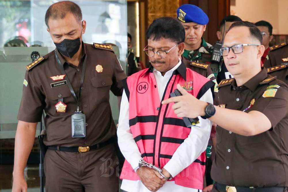 DPR Dukung Johnny G. Plate 'Bernyanyi' di Kasus Korupsi BTS