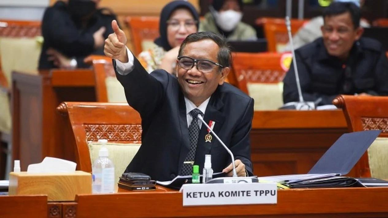 Bukan TPPU Tapi TPPO Bikin Mahfud Terbang ke Batam Besok