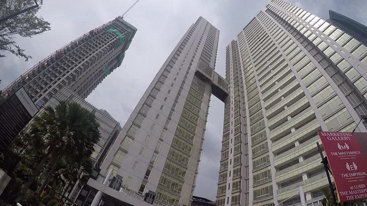 KPK Sita Aset Lukas Enembe Senilai Rp60,3 Miliar, Diantaranya Hotel dan Apartemen Mewah