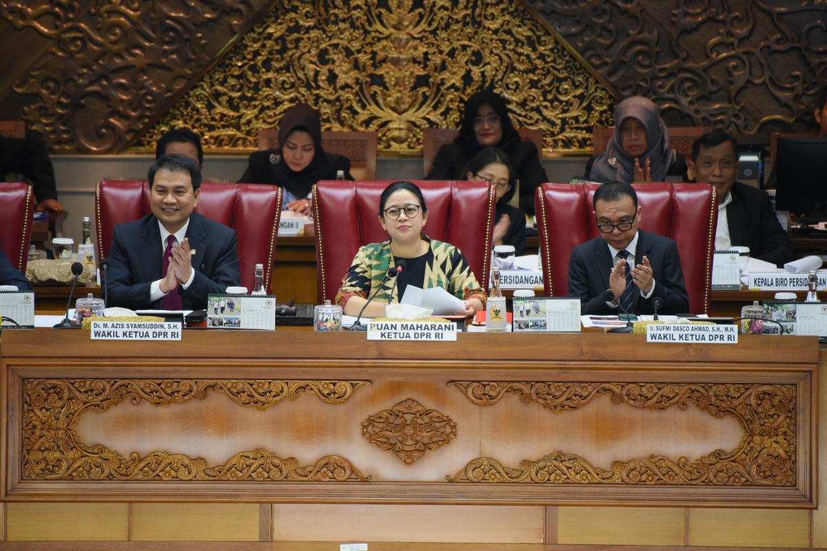 Formappi Sebut Kinerja DPR di Bawah Pimpinan Puan Maharani Makin Buruk