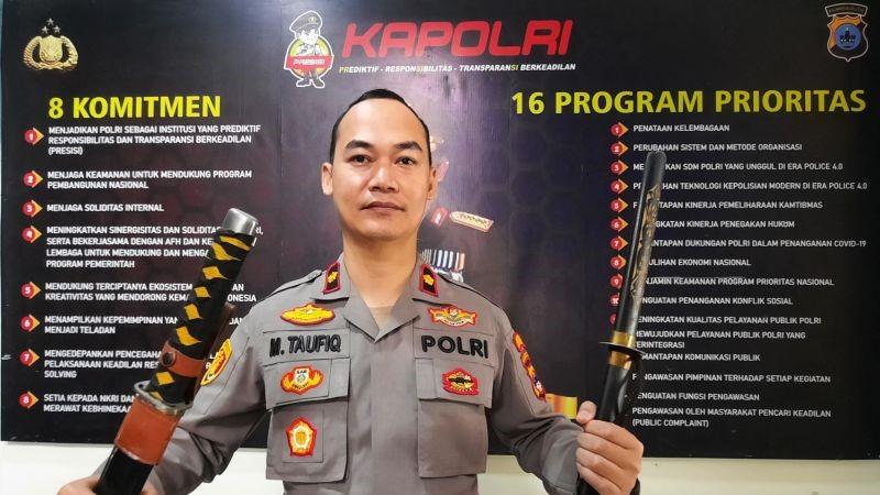 Polisi Gagalkan Pemuda Mau Tawuran di Banjarmasin, 3 Samurai Disita