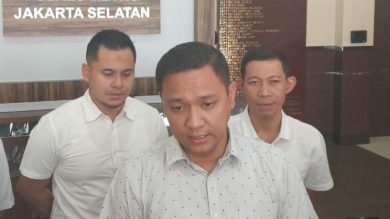 Polisi Masih Buru 'Si Kembar' di Kasus Penipuan iPhone Rp35 Miliar