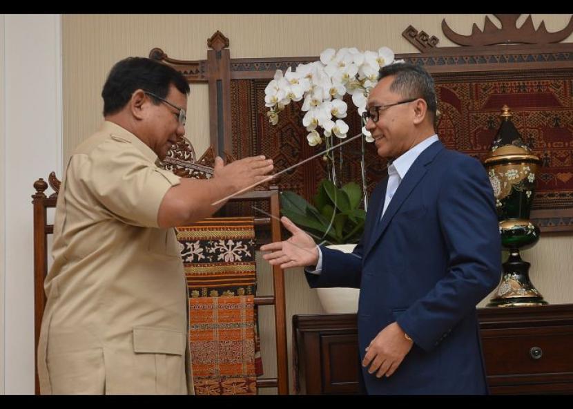 Hari Ini Zulhas Sambangi Kediaman Prabowo, Bahas Koalisi?