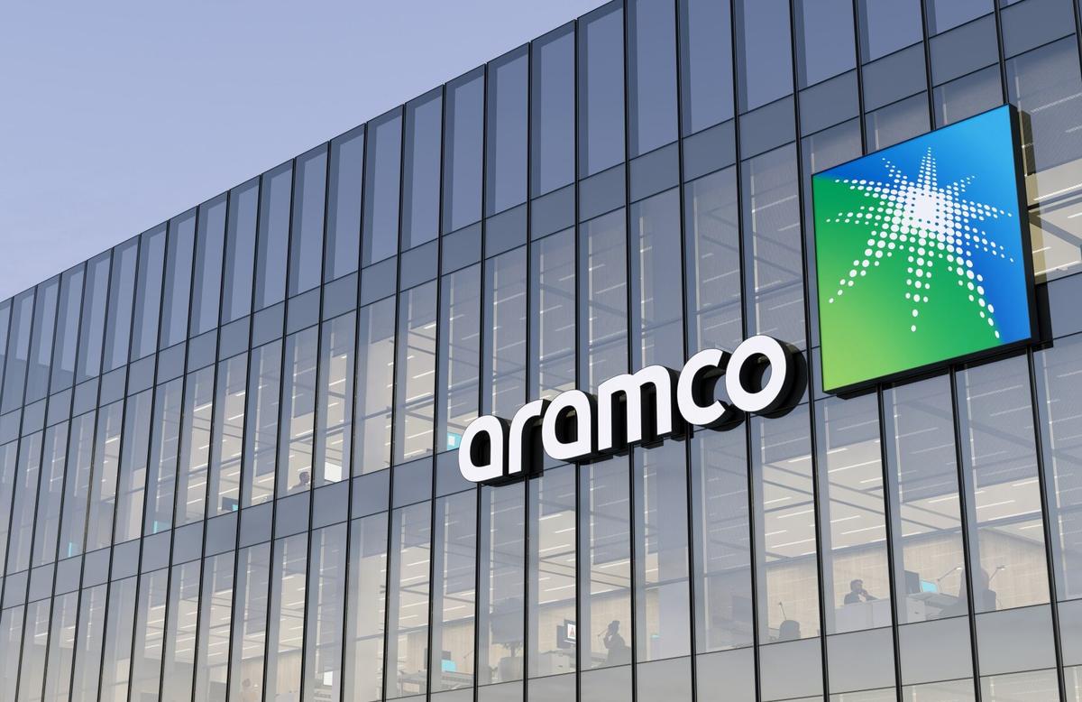 Aramco Beli Saham Renault dan Geely, Mau Banting Setir ke Bisnis Otomotif?