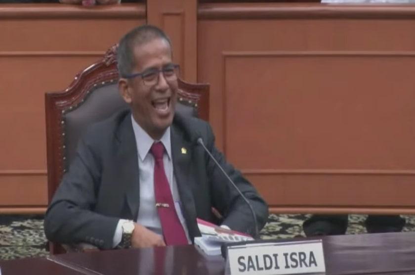 Profil Saldi Isra Wakil Ketua MK yang Baru: Pengungkap Korupsi DPRD Awal Reformasi