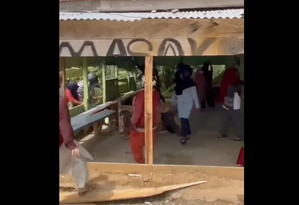 Viral Emak-emak di Bengkulu Utara Ngamuk Hancurkan Warung Remang-remang
