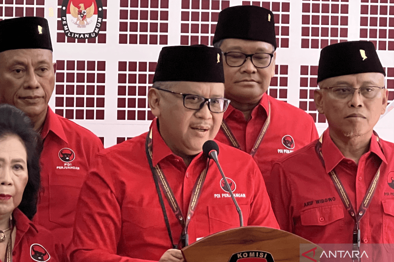 PDIP Kembali Daftarkan Yasonna dan Puan Jadi Bacaleg DPR
