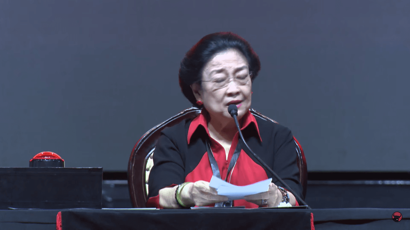 Megawati yang Minta Mahfud tak jadi Cawapres Jokowi