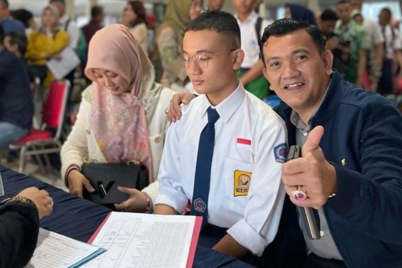 Ramai Isu Zonasi PPDB, Eks Kadisdik Jabar Pilih Sekolahkan Anak di SMA Swasta