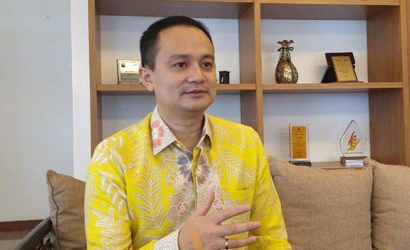 Dave Laksono Sapa Jerry Sambuaga 'Pak Menpora', Sinyal Kuat?
