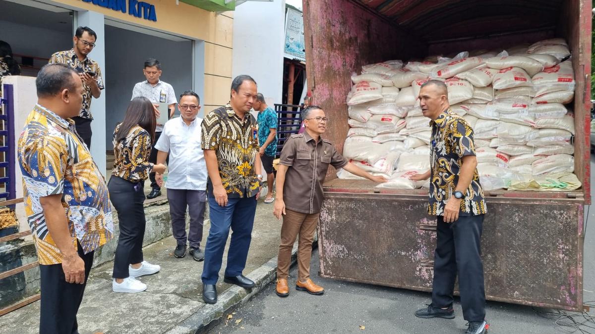 Bertemu Bulog SulutGo, Senator Stefanus Liow Cek Ketersediaan Stok Pangan