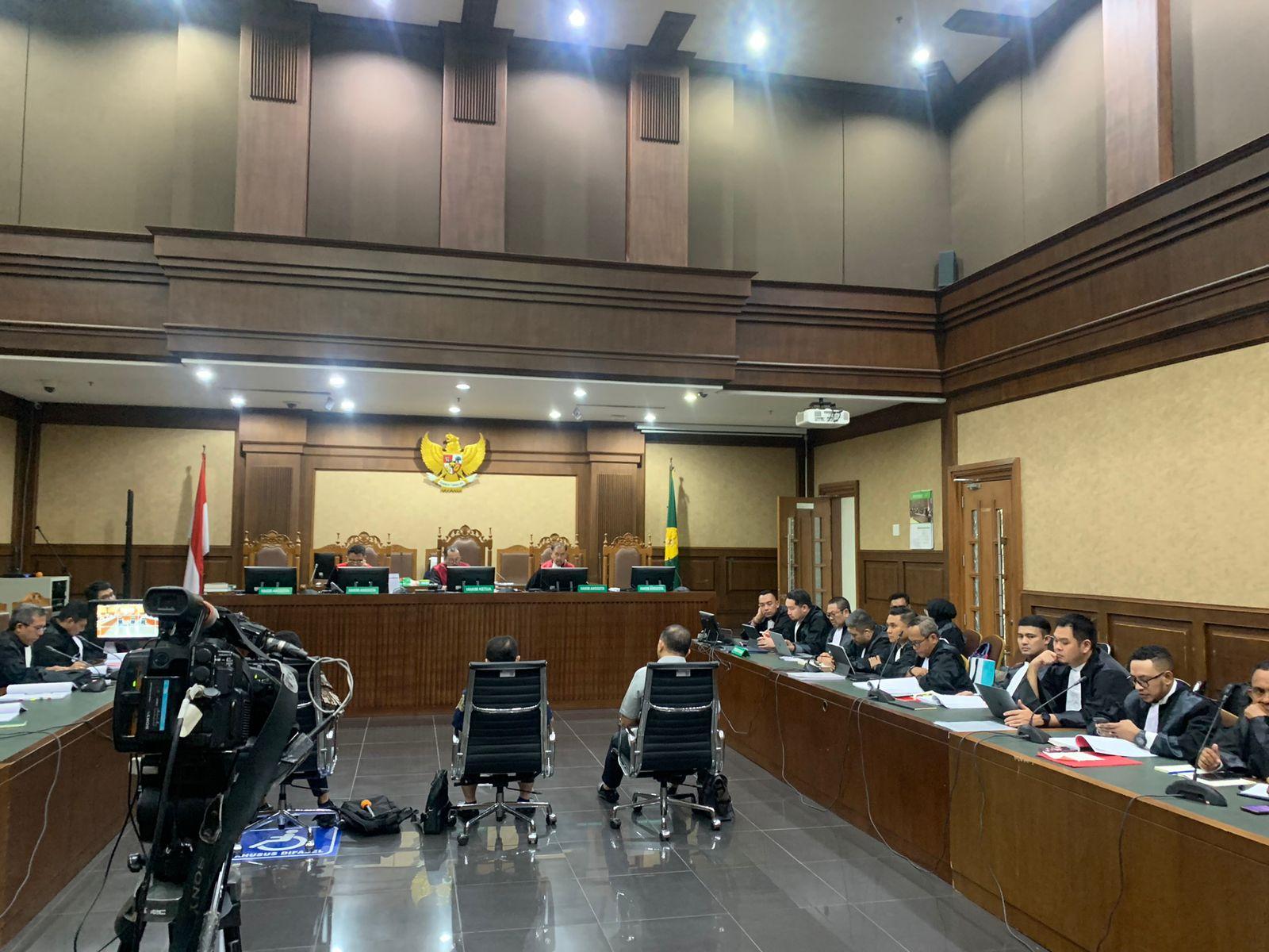 Hakim akan Putuskan Eksepsi Johnny G Plate Pekan Depan