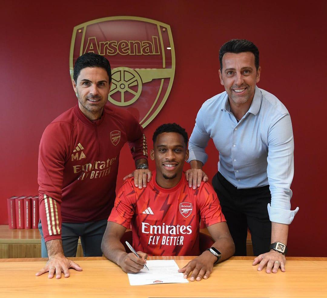 Arsenal Boyong Pemain Muda dari Ajax Amsterdam Jurrien Timber