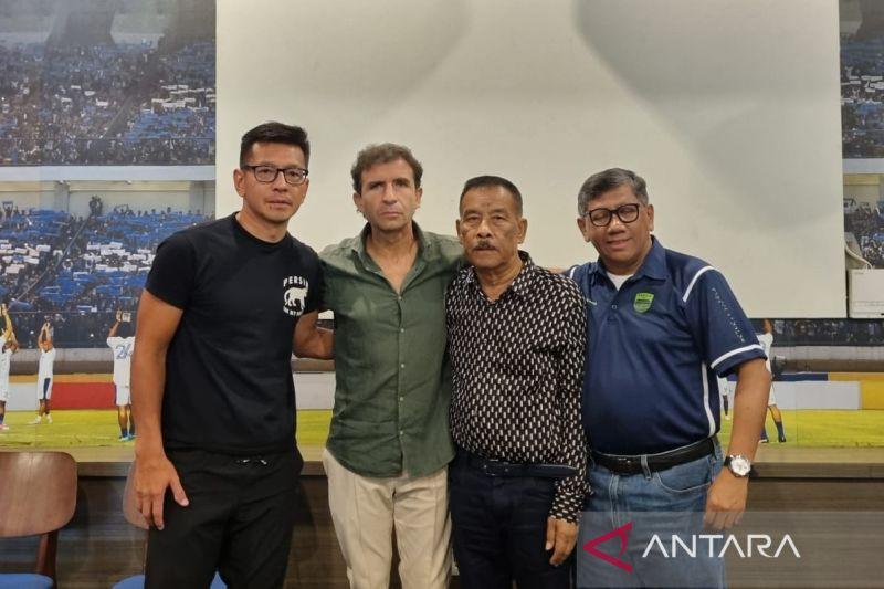 Ternyata Ini Alasan Sebenarnya Luis Milla Tinggalkan Persib
