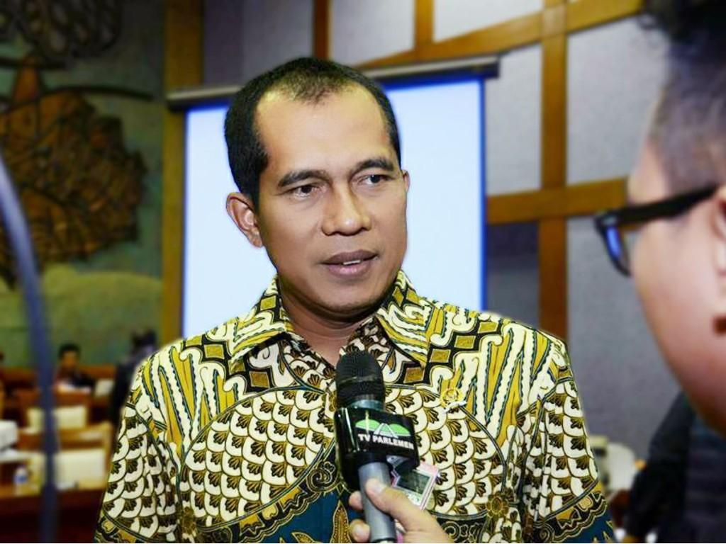 RUU ITE, Komisi I DPR Terus Bahas Pasal yang Rentan