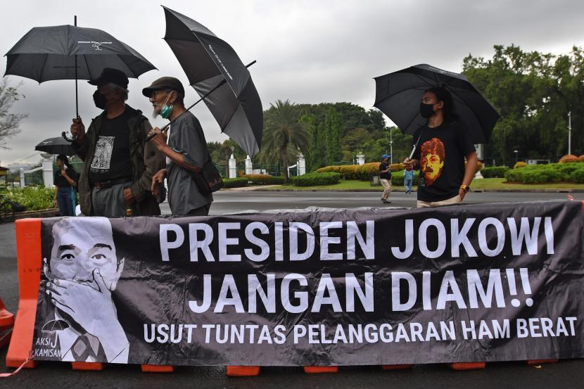 Keluarga Korban 1998: Pengakuan Jokowi soal Pelanggaran HAM Cuma Pencitraan!
