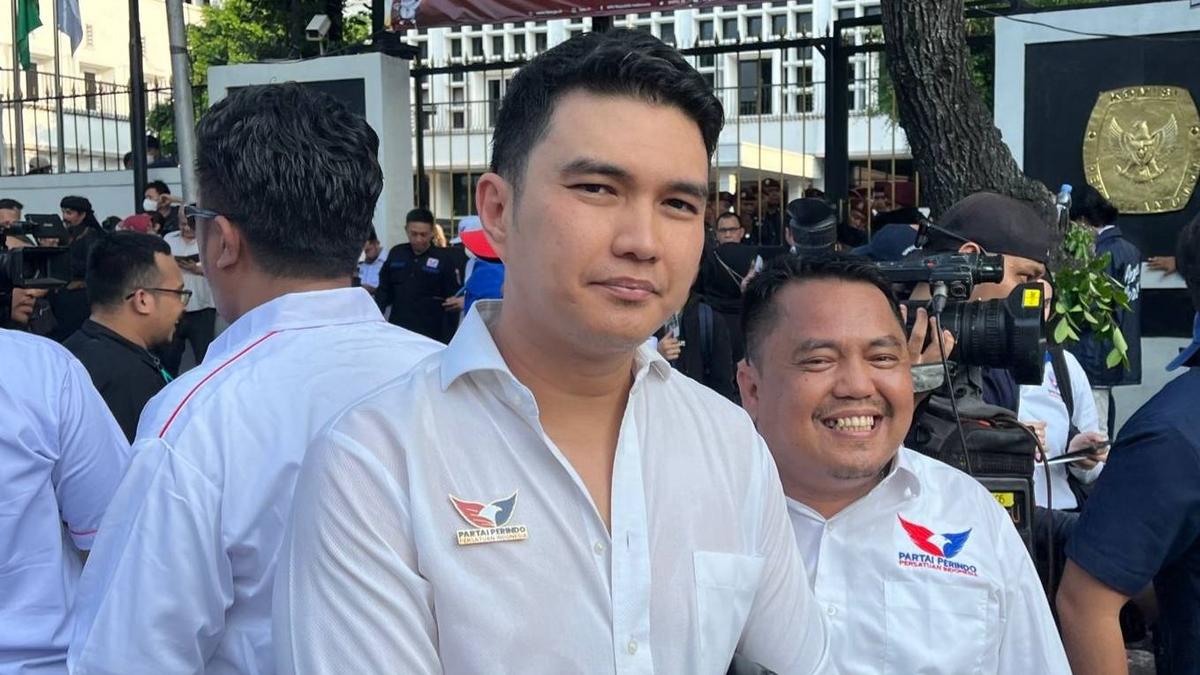 Selebriti Nyaleg Ramaikan Bursa Pileg 2024