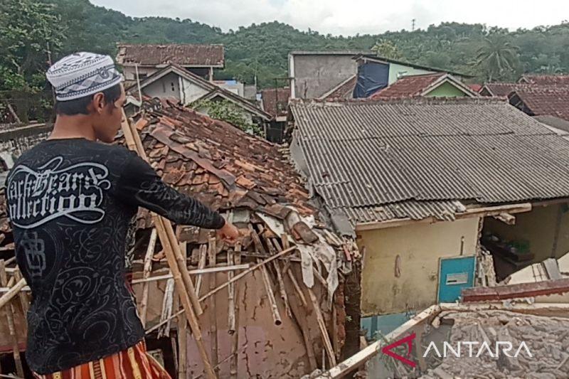 Udin, Warga Cianjur Meninggal Tertimpa Sisa Tembok Rumah Terdampak Gempa