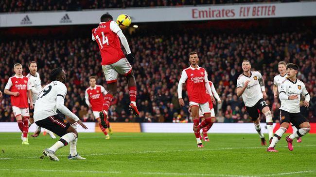 Dikalahkan Arsenal, Roy Keane Sewot pada Wan-Bissaka