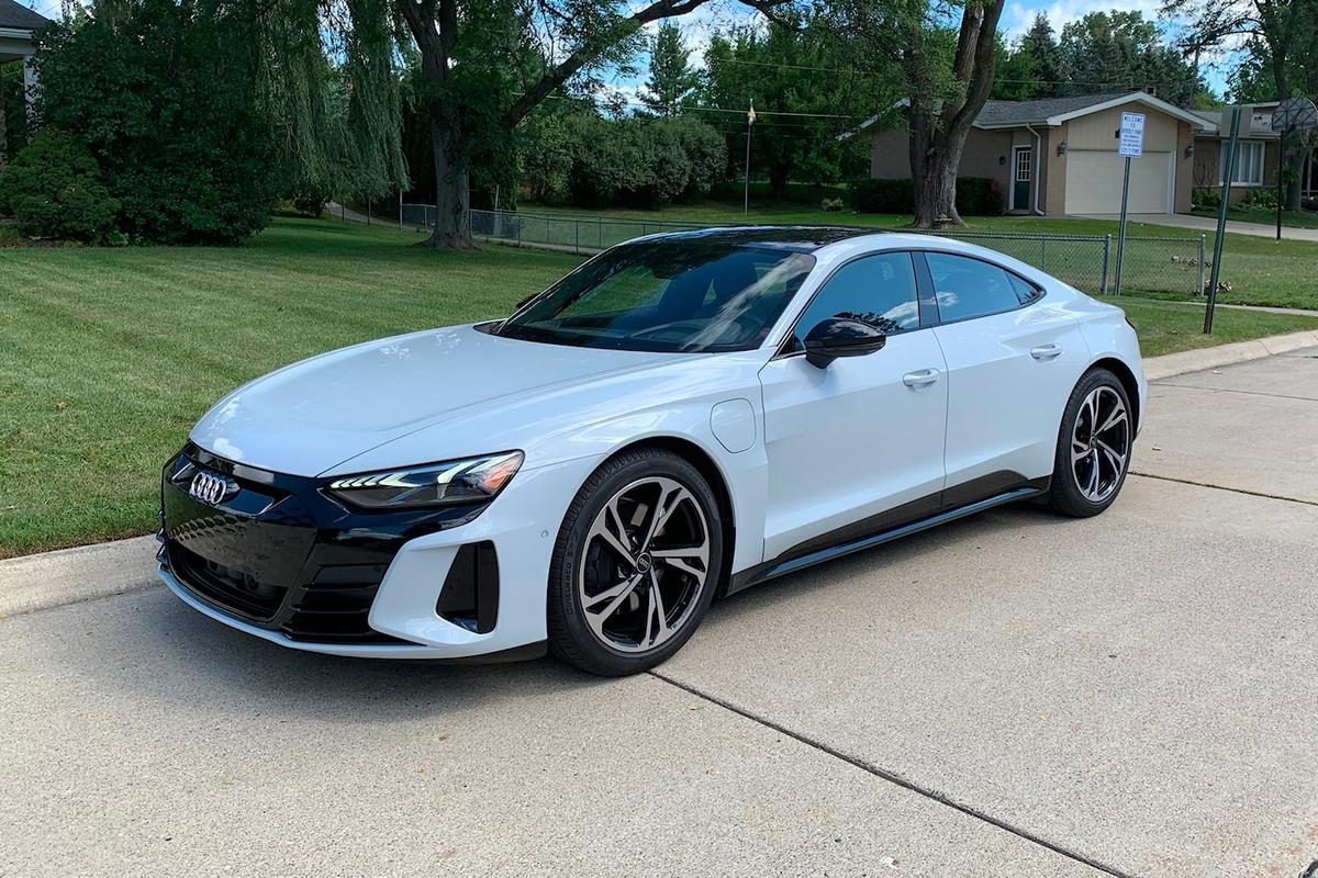 Rawan Kecelakaan, Audi-Porsche Kompak Recall E-Tron GT dan Taycan