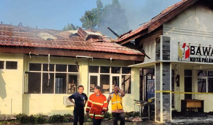 Polisi Selidiki Kebakaran Kantor Bawaslu Palangka Raya